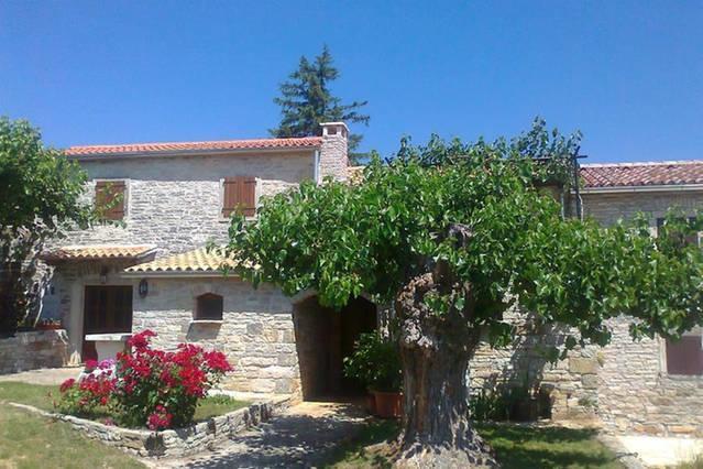 Agroturizam Nezic Villa Oprtalj Exteriör bild